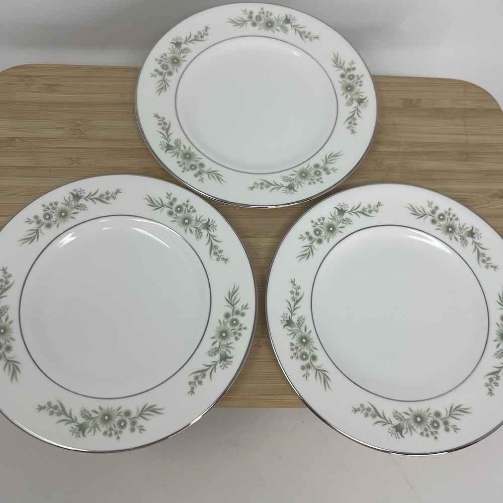 Wedgwood Westbury Set of 3 Bread & Butter 6" Plates Green Floral Platinum EUC